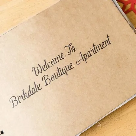 Birkdale Boutique Apartment Southport Exterior photo